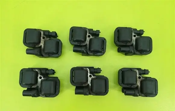 Mercedes-Benz E W210 High voltage ignition coil 0001587303
