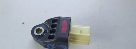Toyota Yaris Airbag deployment crash/impact sensor