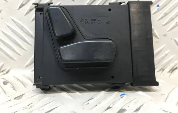 Mercedes-Benz E W211 Seat control switch 56049432AD 03461142