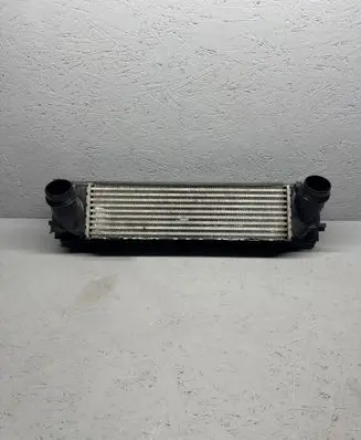 BMW 3 F30 F35 F31 Intercooler radiator 7600531 15272311 M151892D