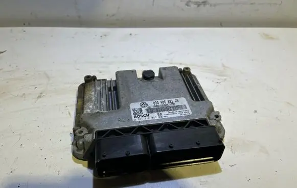 Volkswagen PASSAT B6 Engine control unit/module 03G906021AN 1039S08879 0281012085