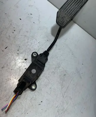 Toyota Auris 150 Accelerator throttle pedal 78110-02030