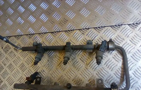Chrysler Voyager Fuel injectors set 