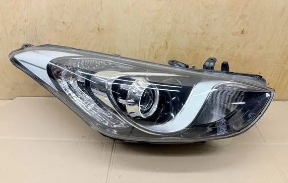 Hyundai i30 Headlight/headlamp 92102A6020 92102A6110 92102A6100
