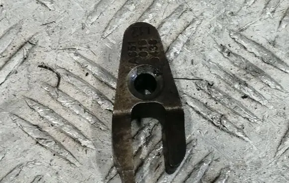 Mercedes-Benz A W176 Fuel Injector clamp holder a6510160438