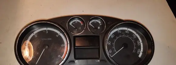 Peugeot 308 Speedometer (instrument cluster) 9665107880