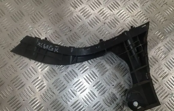 Volvo XC60 Front bumper mounting bracket 30764697