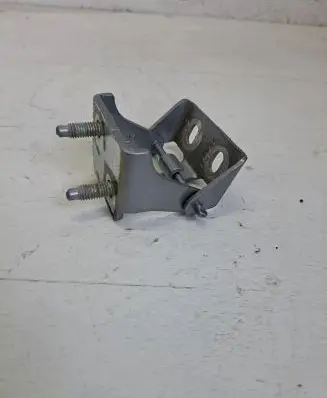 Ford Puma Tailgate/trunk/boot hinge CM5142901