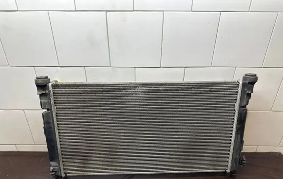 Toyota Prius (XW50) Coolant radiator 4221356021