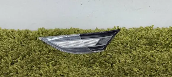 Porsche 911 991 Front fender indicator light 99163125506