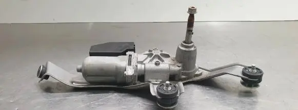 Toyota Prius (XW30) Rear window wiper motor 8513047021 2596002240