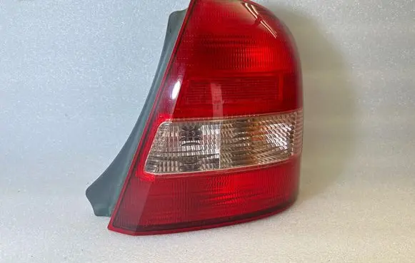 Mazda 323 F Rear/tail lights 22061866