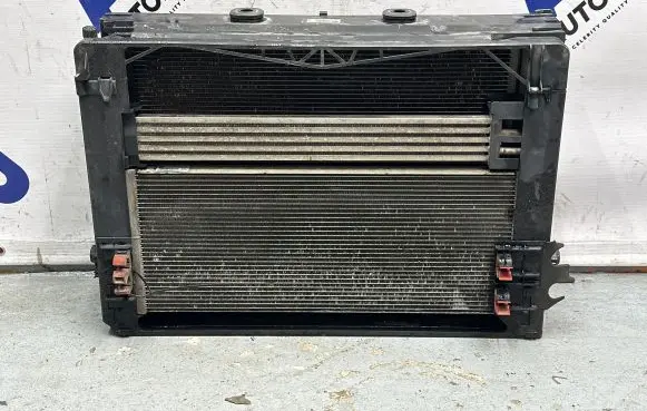 BMW 7 F01 F02 F03 F04 Radiator set 7575395 C342416 R2781010