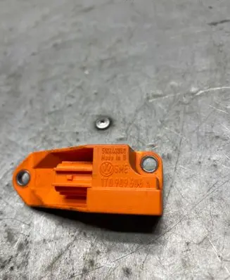 Skoda Fabia Mk2 (5J) Airbag deployment crash/impact sensor 1T0909606A 5WK43340