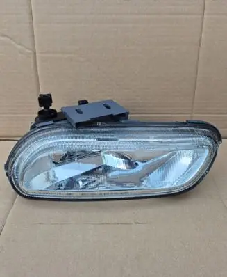 Peugeot 407 Front fog light 37080754