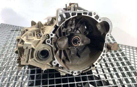 Hyundai ix35 Manual 5 speed gearbox ZG77FJ