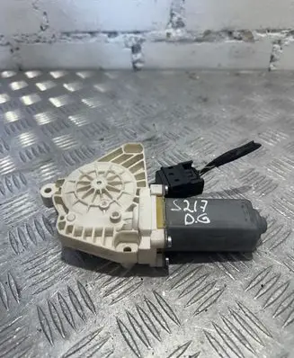 Mercedes-Benz S C217 Rear door window regulator motor A55383110