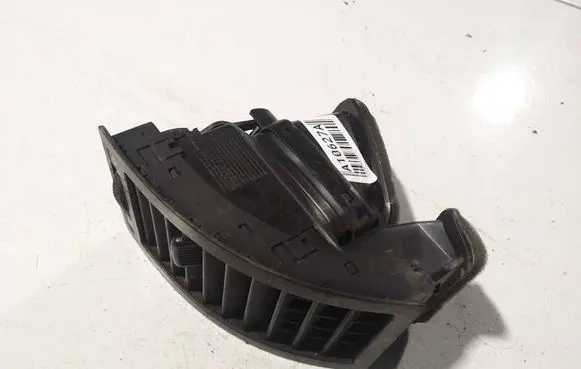 Volkswagen Polo Dash center air vent grill 6q0819703