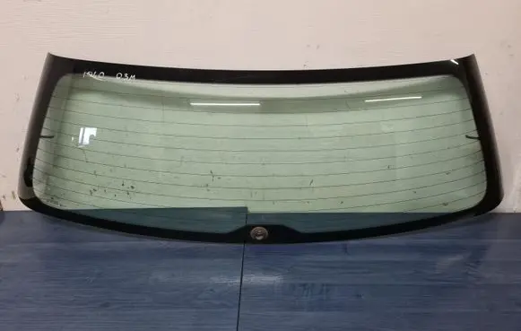 Volkswagen Polo Rear windscreen/windshield window 