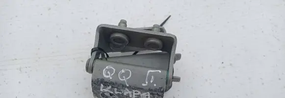 Nissan Qashqai Tailgate/trunk/boot hinge