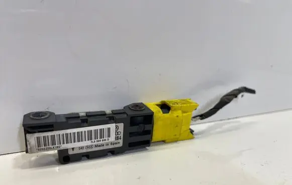 Volkswagen Phaeton Airbag deployment crash/impact sensor 4B0959643E