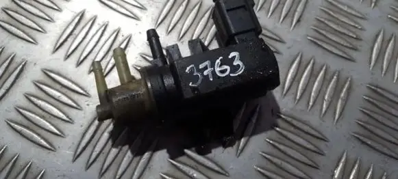 Volkswagen Caddy Turbo solenoid valve 1k0906627