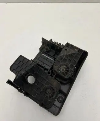 Volkswagen Touran I Fuse box cover 1K0907361B