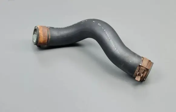Honda CR-V Engine coolant pipe/hose