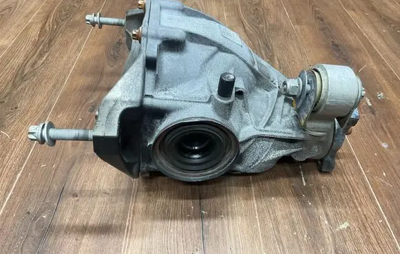 Mercedes-Benz E W213 Rear differential A2133510008 A2133510005