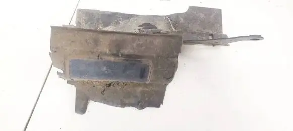 Volvo V60 Radiator mount bracket 31353046