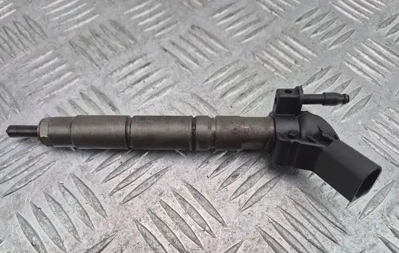 Mercedes-Benz CLS C219 Fuel injector A6420701987 0445115 090109