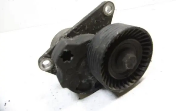 Volvo XC90 Belt tensioner pulley 