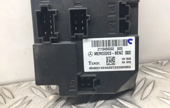 Mercedes-Benz E W211 Comfort/convenience module 2115455332 A2115455332