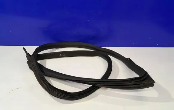 Maserati Ghibli Rubber seal rear door