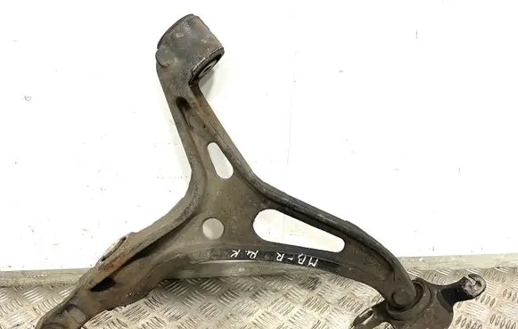 Mercedes-Benz R W251 Front lower control arm/wishbone 000081008106