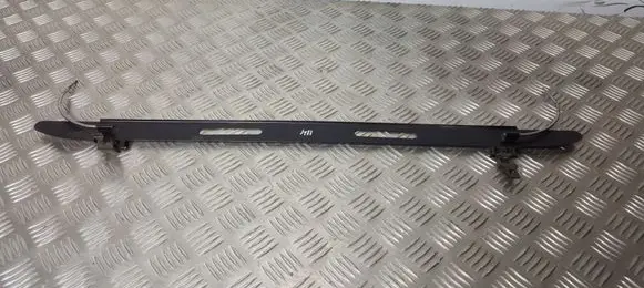 Volkswagen Golf III Air flow deflector 