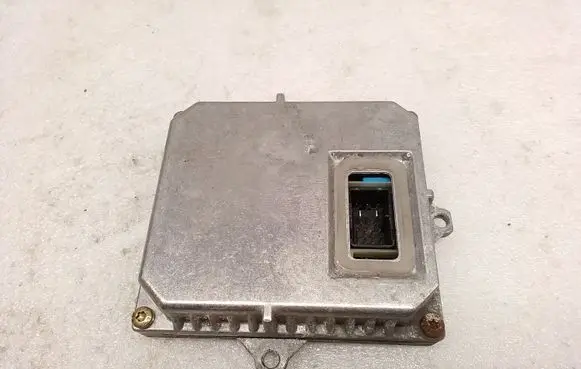 Mercedes-Benz C W203 Headlight ballast module Xenon 1307329088