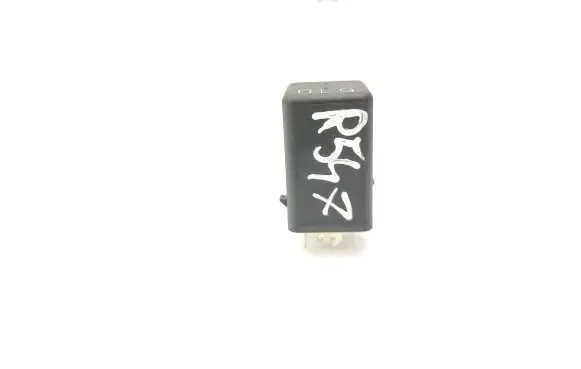 Volkswagen Transporter - Caravelle T5 Glow plug pre-heat relay 038907282 4134739 0522120506