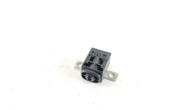 Audi A5 8T 8F Ignition-blocking relay 4F0915519