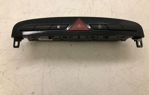 Peugeot 308 Hazard light switch 98060429XT