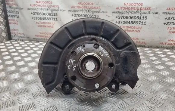 Volkswagen Touran I Front wheel hub spindle knuckle 