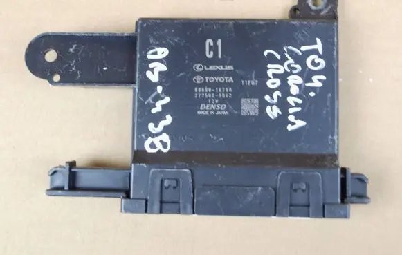 Toyota Corolla Cross Air conditioning/heating control unit 8865016760