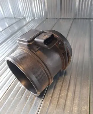 Volvo V50 Mass air flow meter 5WK97002