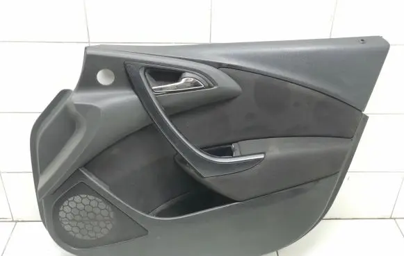 Opel Astra J Front door card panel trim 13258766 1555985 61012