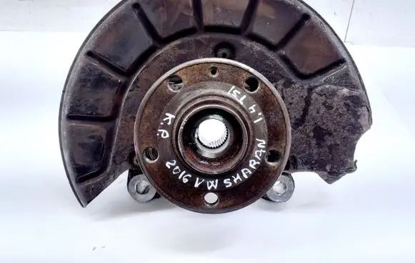 Volkswagen Sharan Front wheel hub