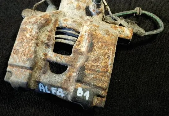 Alfa Romeo 159 Front brake caliper