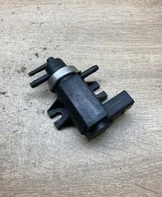 Volkswagen Sharan Vacuum valve 1J0906627 72290320