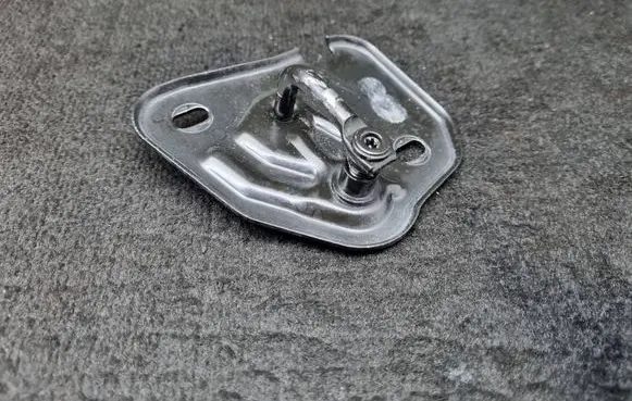 Audi A6 S6 C7 4G Engine bonnet/hood lock/latch loop/hook 4G0823186