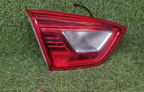 Chevrolet Cruze II Tailgate rear/tail lights 84075816
