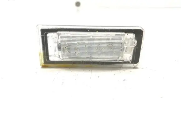 Audi TT Mk1 Number plate light 10R047137 K5040